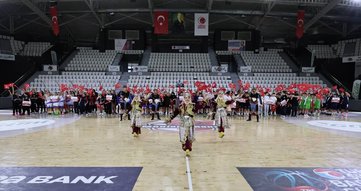 Okul Sporları Basketbol Türkiye Birinciliği Manisa’da Başladı