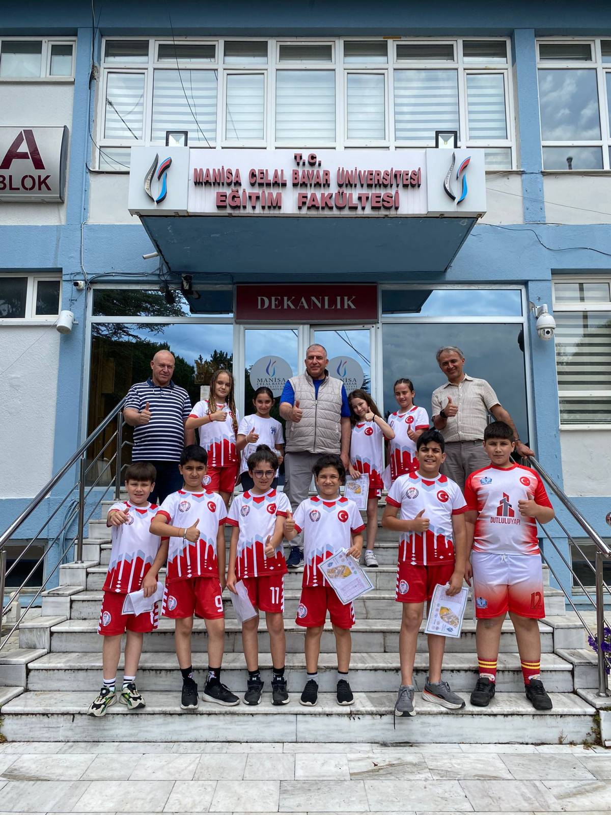 Minikler Oryantiringde Akhisar Rüzgarı Esti