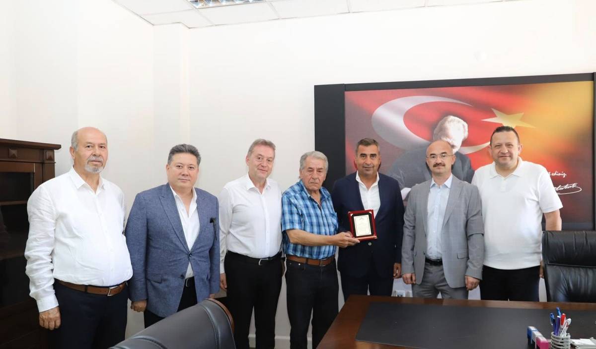 Akhisar Devlet Hastanesi’nde Sağlık Çalışanları ve Bağışçılara Anlamlı Vefa