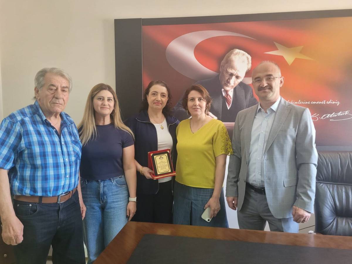 Akhisar Devlet Hastanesi’nde Sağlık Çalışanları ve Bağışçılara Anlamlı Vefa