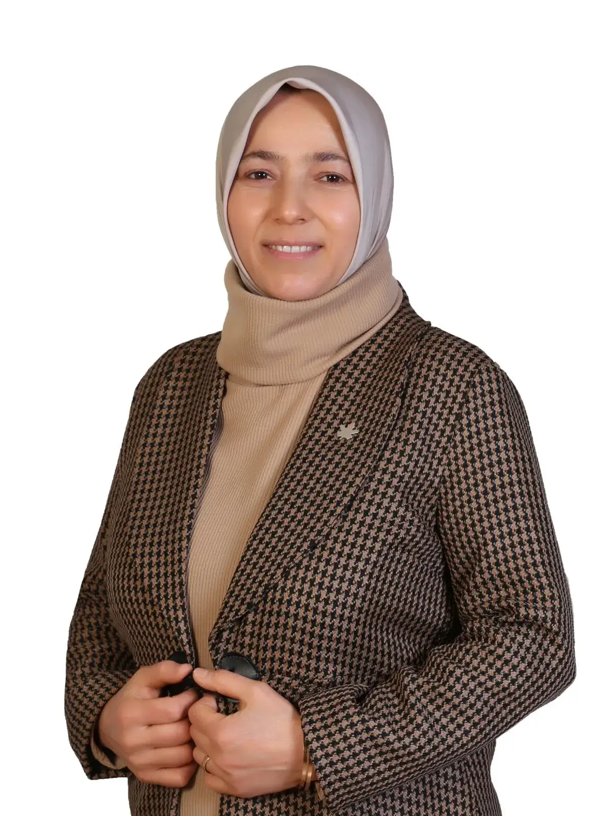 Salihli Siyasetinde Dikkat Çeken Karar: Şerife Öz Saadet’te