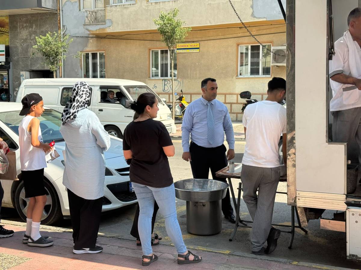 Yeniden Refah Partisi Şehzadeler Teşkilatı Sahada: “Seçim Zamanı Değil, Geçim Zamanı”