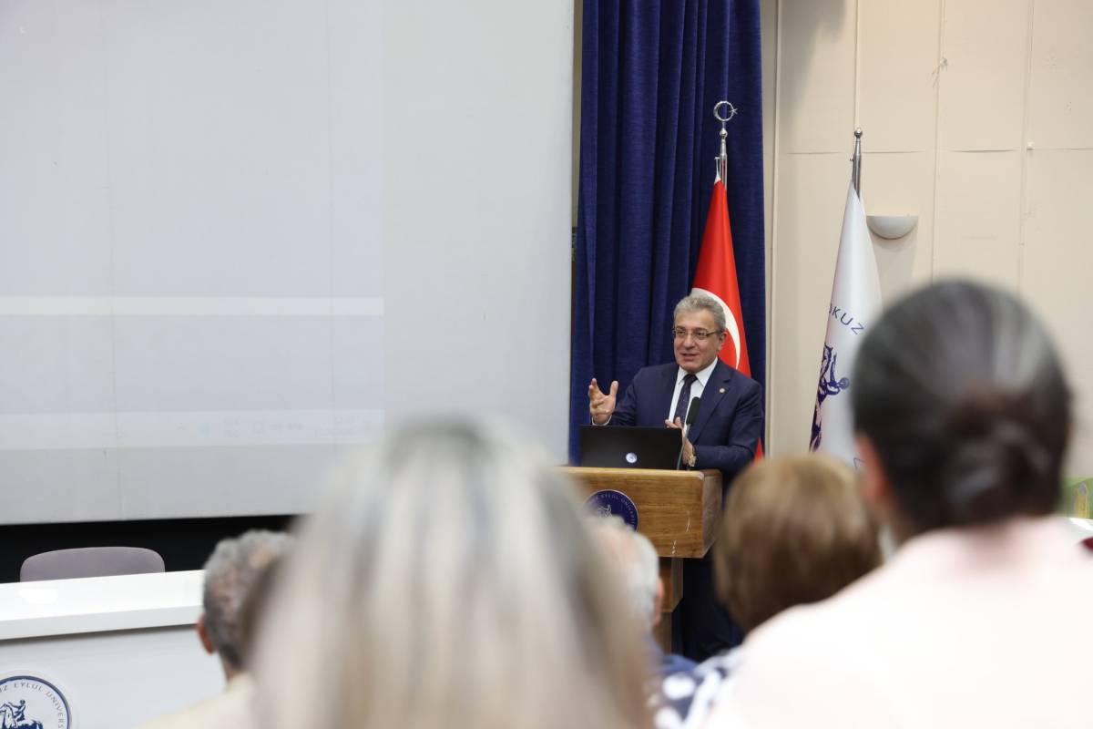 DEÜ Çevre Günleri'nde Yeşil Vizyon Mesajı