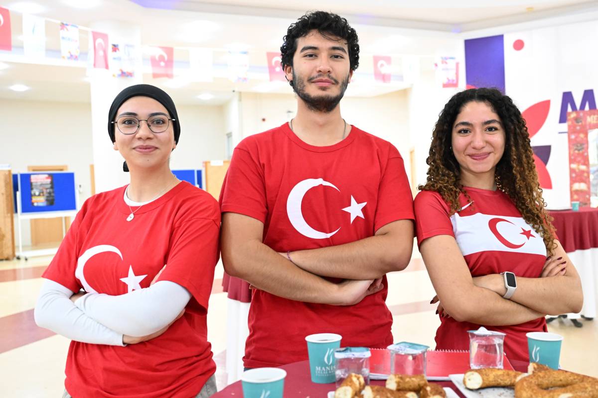 MCBÜ Öğrencileri Dünya Kupası Heyecanını Birlikte Yaşadı