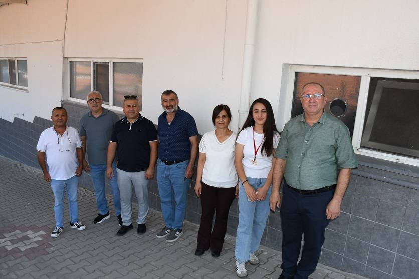 Akhisar’da Paylaşılan Aşure Lokması Gönülleri Birleştirdi