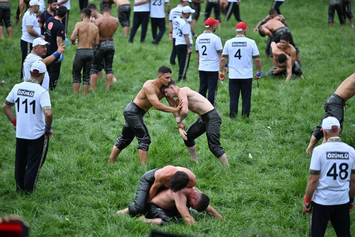 Manisa’da Güreş Heyecanı Başladı: Yuntdağı Er Meydanı Pehlivanları Ağırlıyor