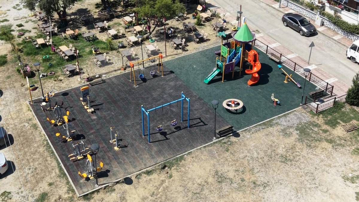 Şehzadeler'de Parklar Yenileniyor: Çocuklar İçin Güvenli Oyun Alanları