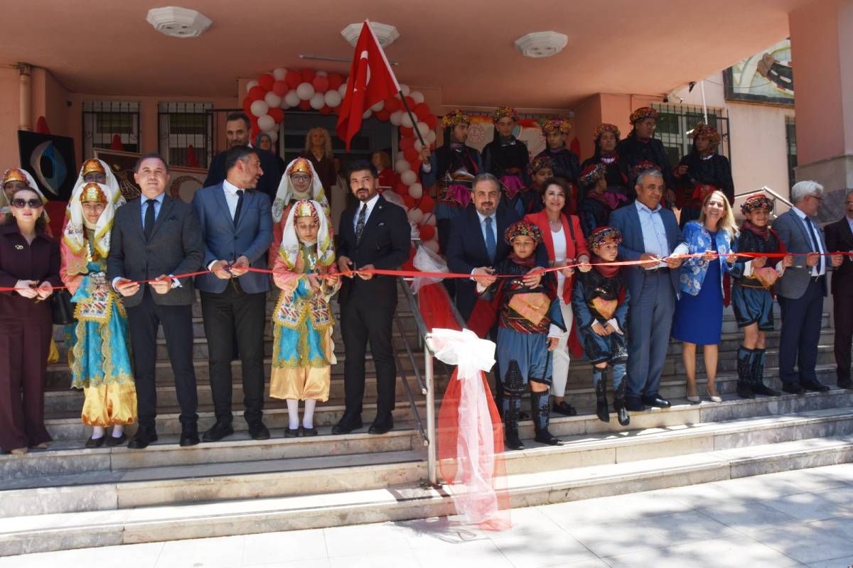 Gelenekten Geleceğe: Yunusemre’de El Emeği Sergisi
