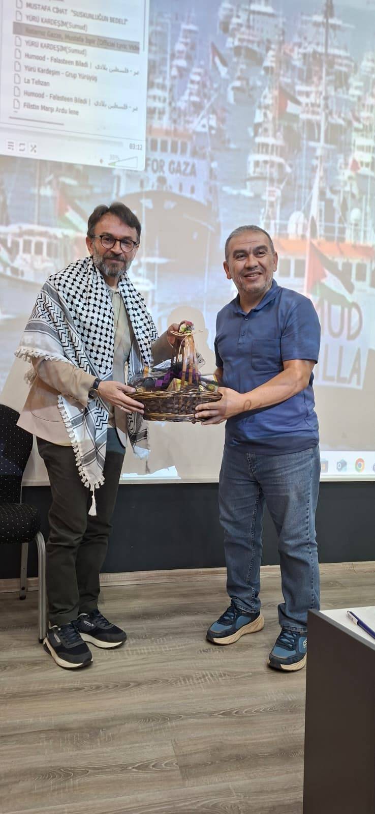 Manisa’da “Sumud İzlenimleri” Söyleşisi Düzenlendi