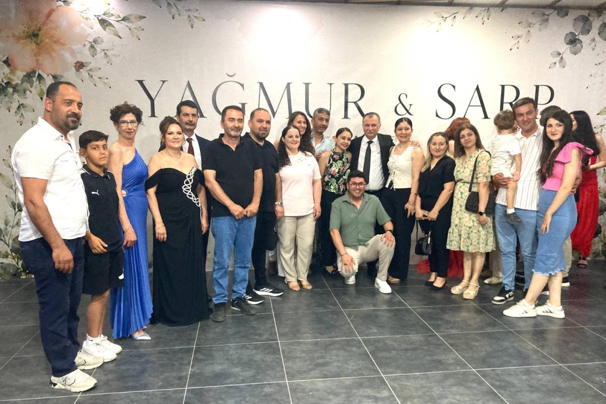 Miting Gibi Nikah… Halk, Siyasetçiler, İş Dünyası ve Esnaflar Oradaydı