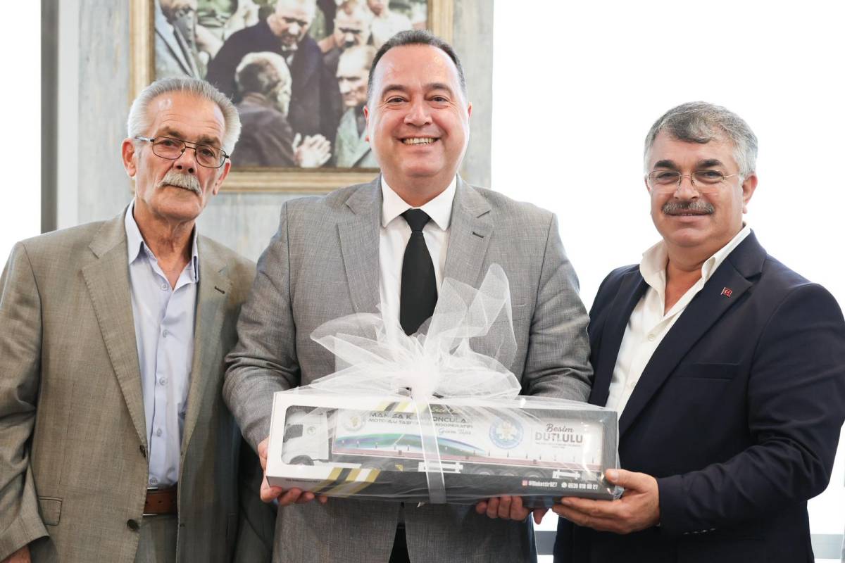 Başkan Dutlulu, Kamyoncular Kooperatifi Yönetimini Ağırladı