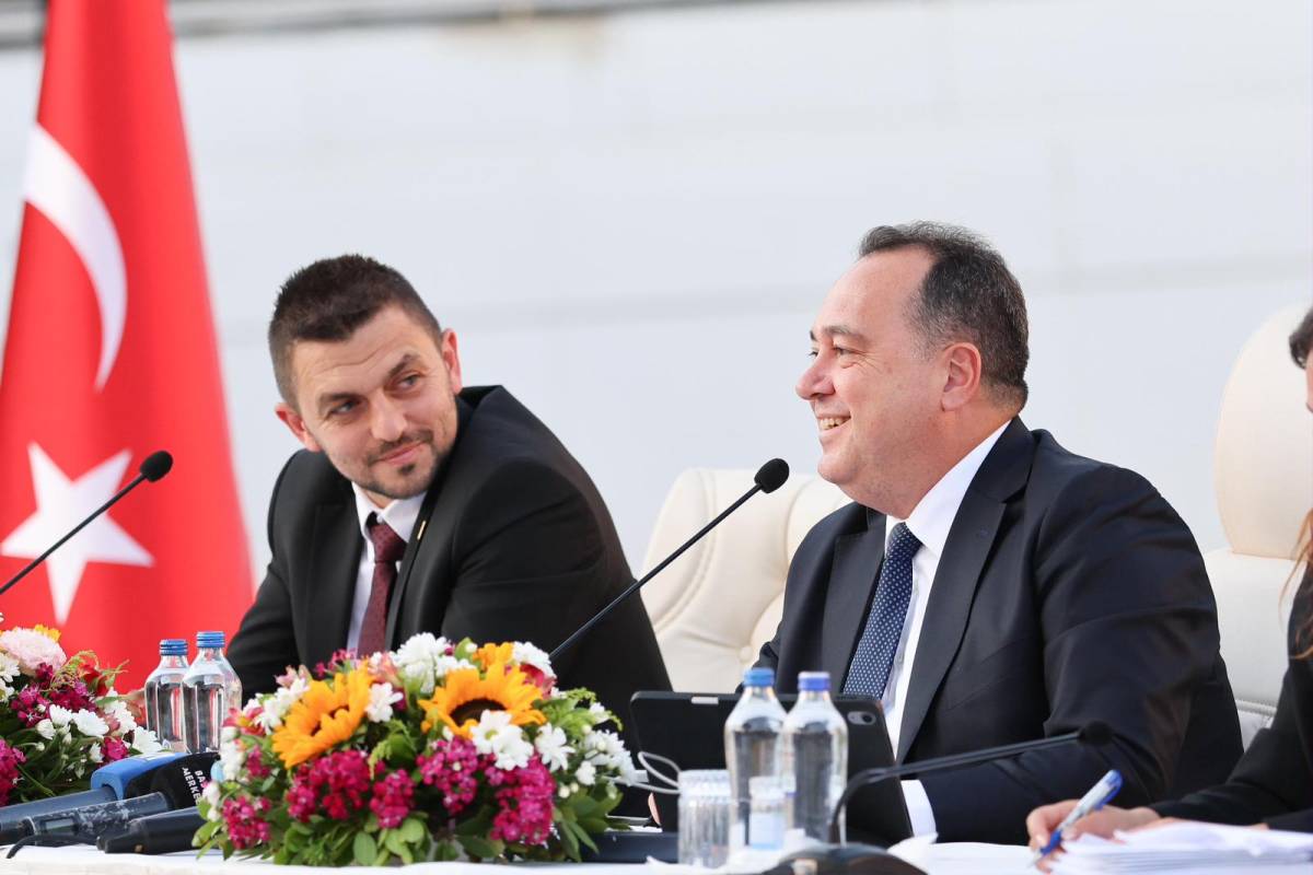 Başkan Dutlulu: “Tüm Manisa’nın Sorunlarını Çözmek İçin Çalışıyoruz”