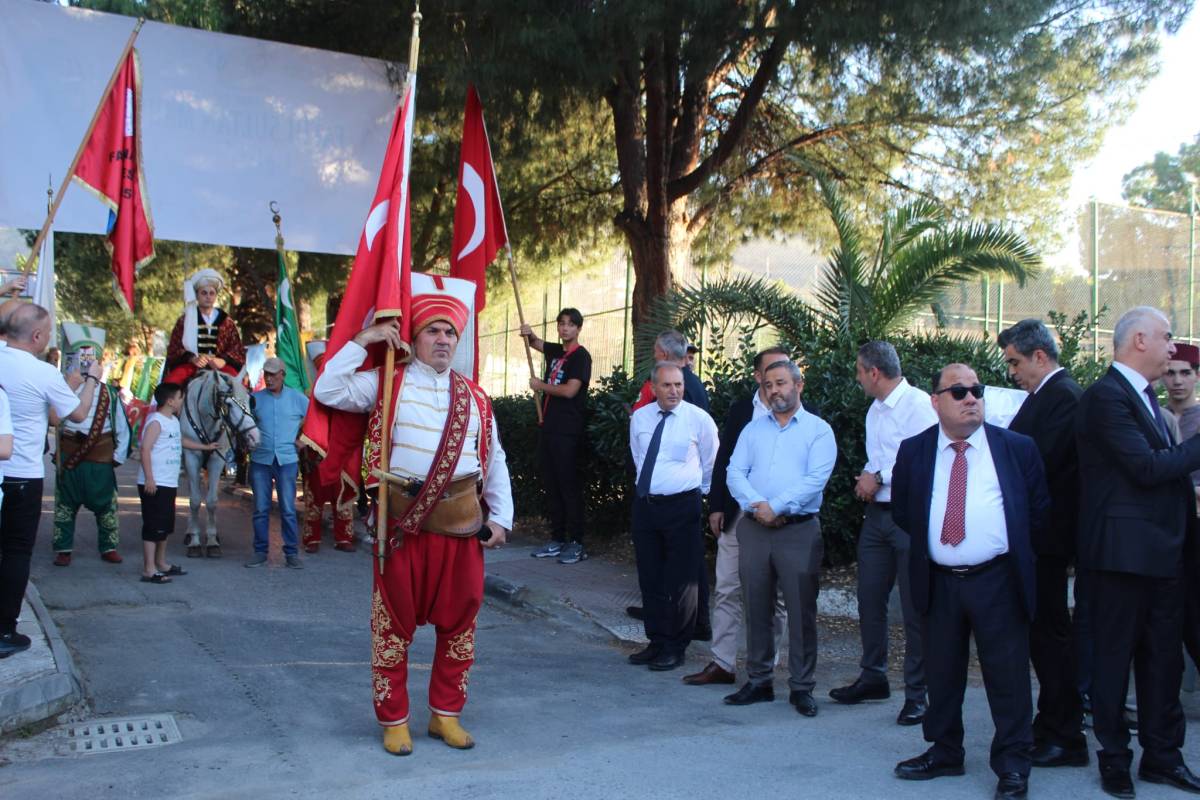 Fatih Anadolu Lisesi’nde “Fatih Sultan Mehmet: Bir Cihan Tasavvuru” Gençlik Şöleni Başladı