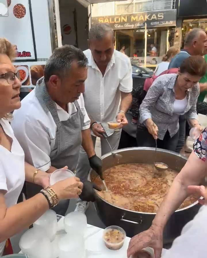 Can Dost Doğaseverler’den Manisa’da Anlamlı Aşure Hayrı