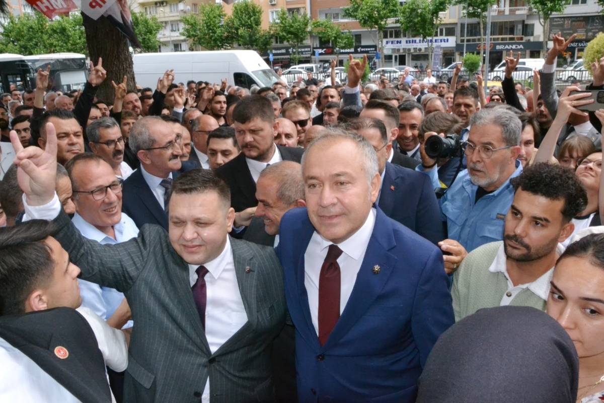 MHP Manisa’da Nurullah Savaş Dönemi: Devir Teslim Töreni Gerçekleşti
