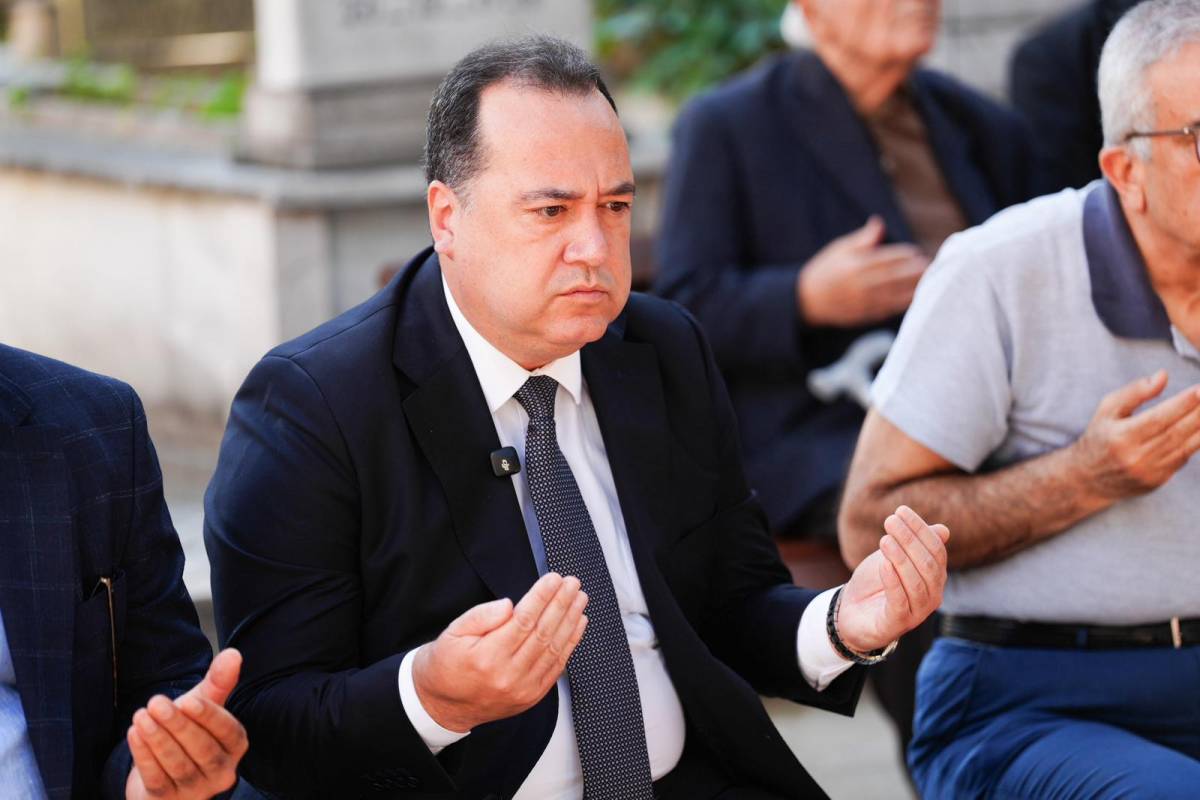 Manisa'nın Mimarı Tarzan Dualarla Anıldı