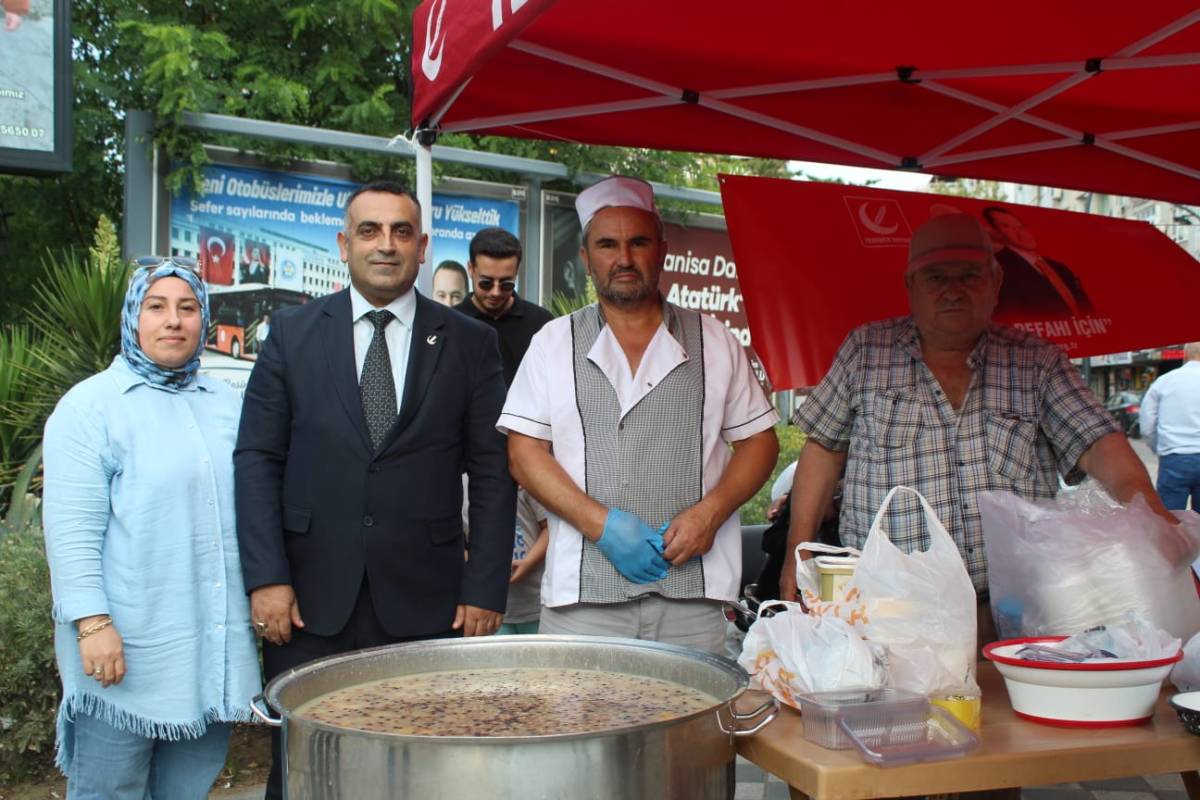Yeniden Refah Partisi Şehzadeler İlçe Başkanlığı'ndan 1.500 Kişilik Aşure İkramı